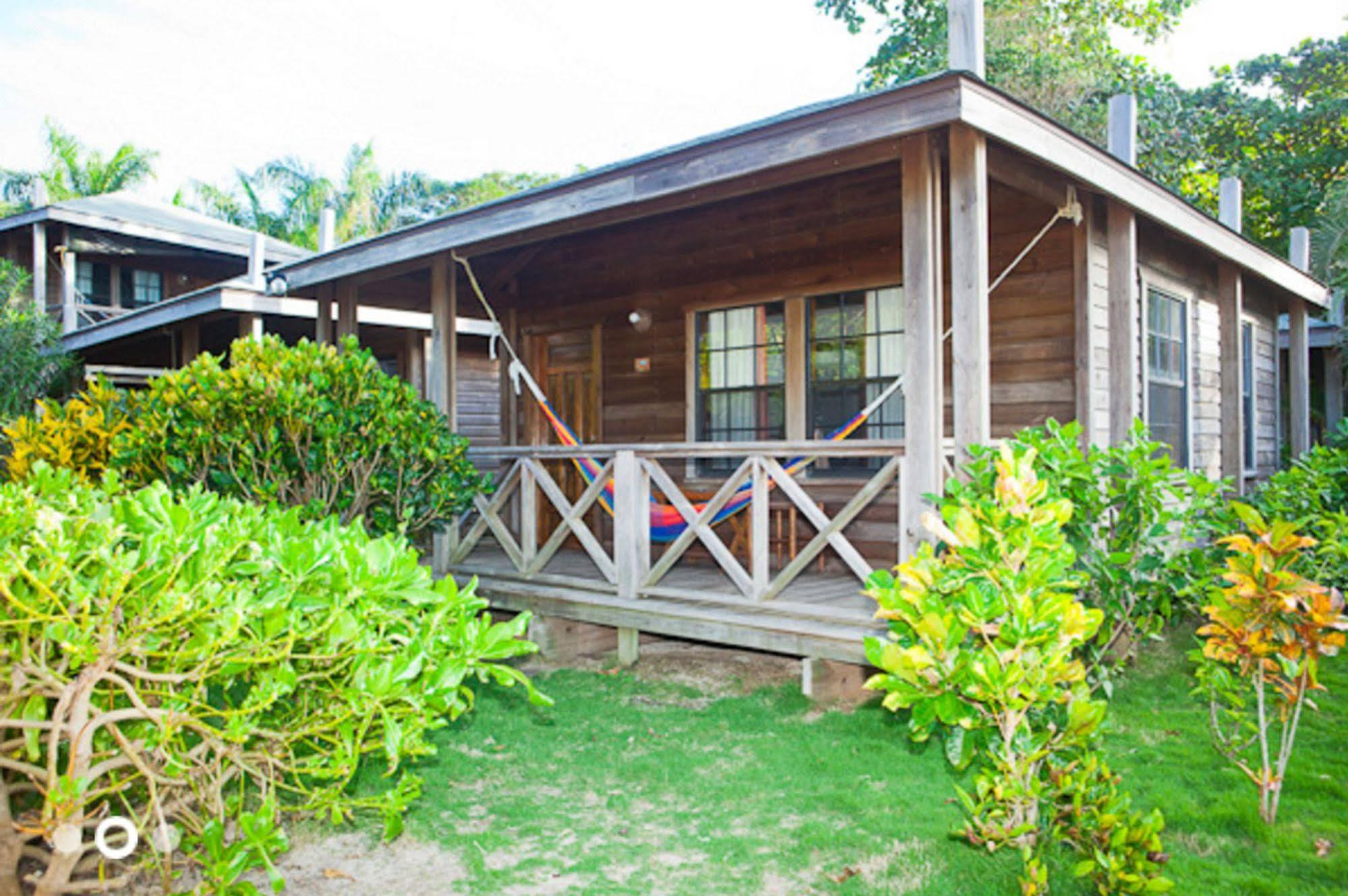 Las Rocas Resort And Dive Center West Bay Exterior foto